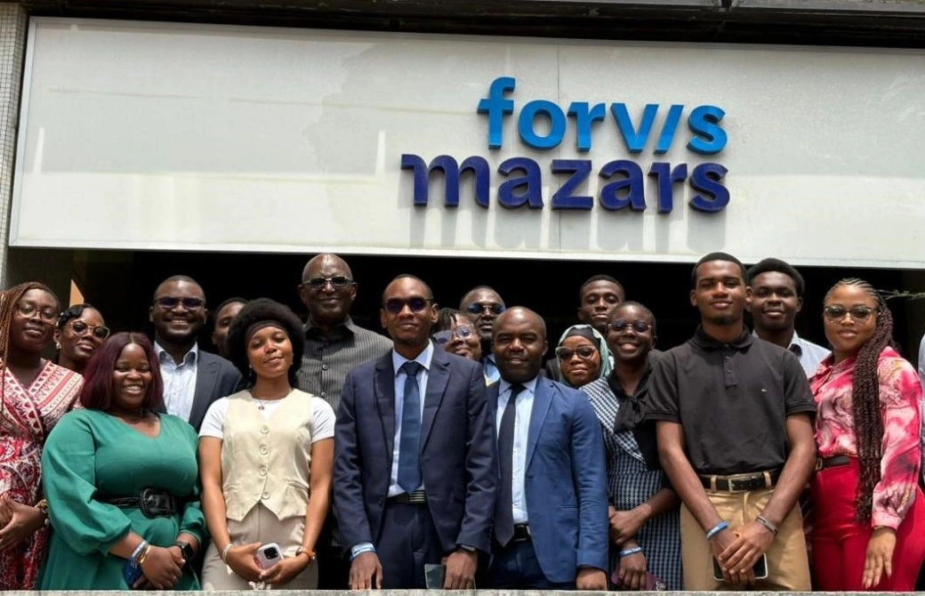 Cameroun- Grow- Student visit.jpg